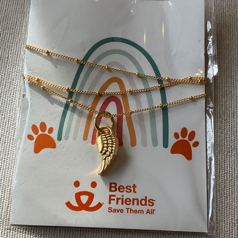 BEST FRIENDS Gold Wing Charm Necklace